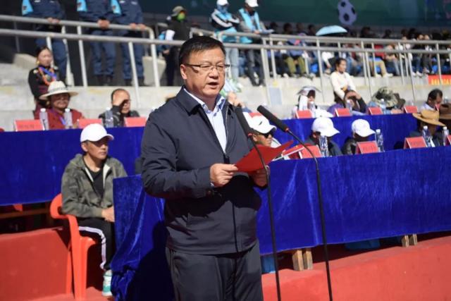 卢尼回家乡密尔沃基办训练营：连续第11年回馈养育我的这座城市